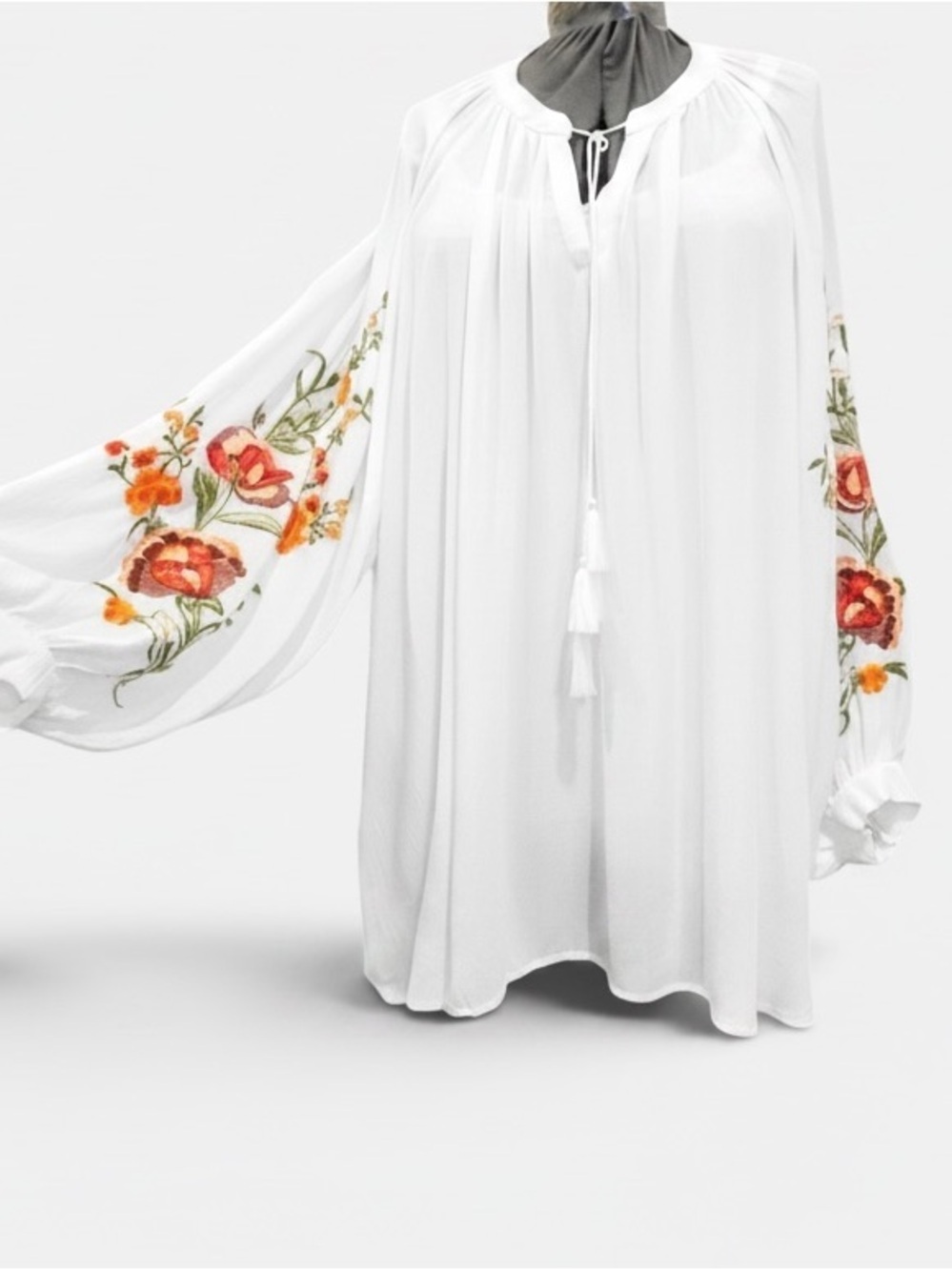 Free People Style White Peasant Blouse with Floral Sleeve Embroidery Size M - Picture 3 of 4